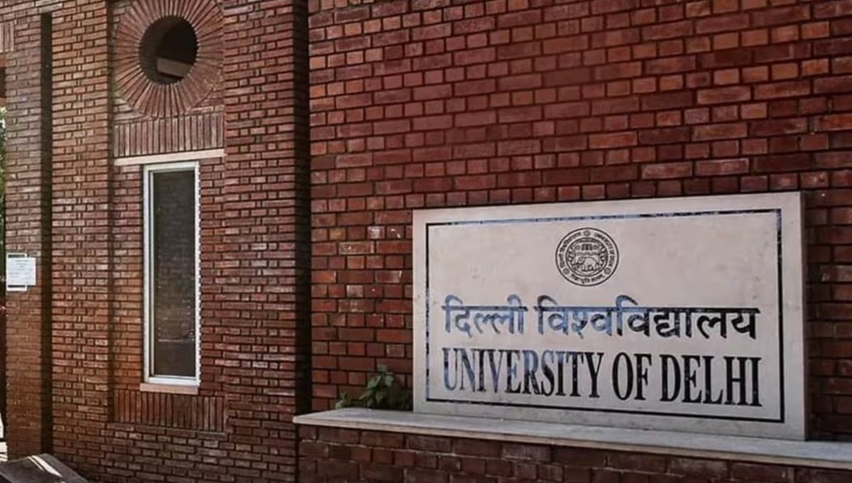 DU University
