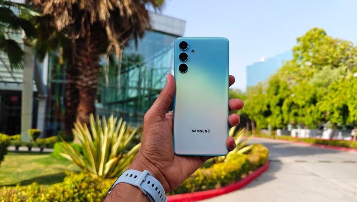 Samsung Galaxy M55